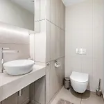 Metsa Terraced House דירה הפסלאו