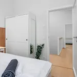 Апартаменты Metsa Terraced House *