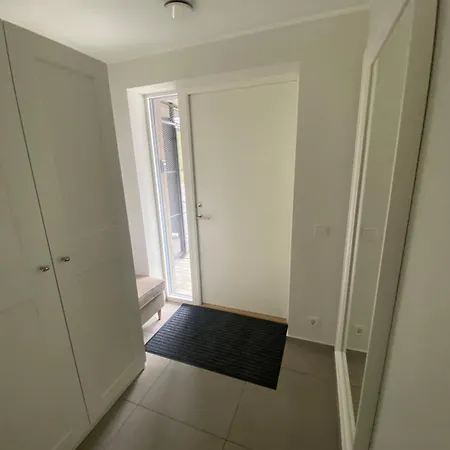 Metsa Terraced House *