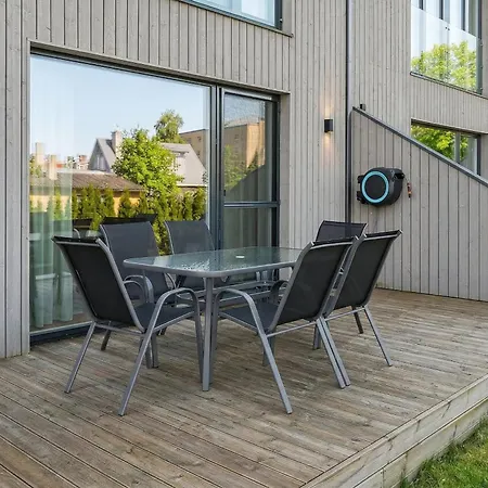 Апартаменты Metsa Terraced House *